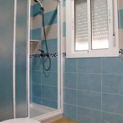 Отель Chalet Arroyo 41 Испания, Кониль-де-ла-Фронтера - отзывы, цены и фото номеров - забронировать отель Chalet Arroyo 41 онлайн ванная