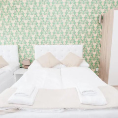 Апартаменты Royal Resort Apartments Westbahnhof Vienna Вена комната для гостей фото 4
