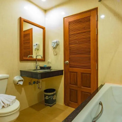 Отель Azhotel Patong ванная фото 2