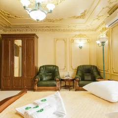 Гостиница Izumrud в Иркутске отзывы, цены и фото номеров - забронировать гостиницу Izumrud онлайн Иркутск комната для гостей фото 2