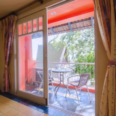 Отель Anda Orange Pier Guesthouse балкон