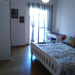 Отель Sweet Home Albania Стандартный номер с двуспальной кроватью (общая ванная комната) фото 5