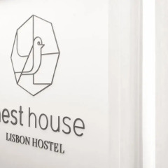 Nest House Lisbon Hostel Лиссабон интерьер отеля фото 3