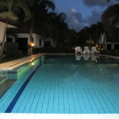 Отель Smile House & Pool бассейн фото 3