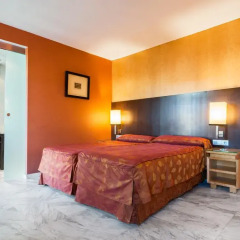 Отель Medinaceli 4* Стандартный номер с двуспальной кроватью фото 4