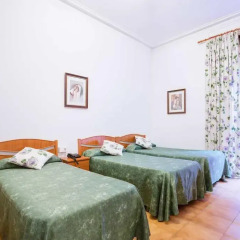 Отель Hostal Ramos Стандартный номер с различными типами кроватей фото 4