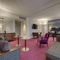 Отель Schweizerhof Zürich 4* Полулюкс с различными типами кроватей фото 7