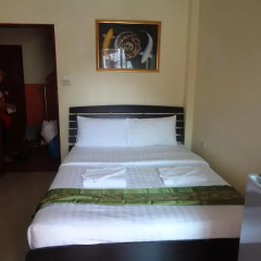 Отель Datomas Guest House Стандартный номер с различными типами кроватей