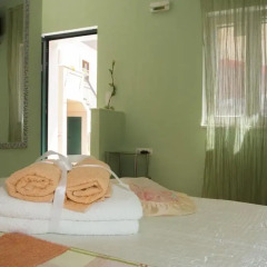 Отель Central Old Town Rooms спа