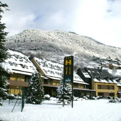 Hotel Pena спортивное сооружение