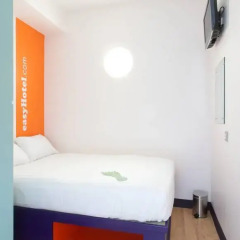 Отель easyHotel Glasgow 3* Стандартный номер с различными типами кроватей фото 4