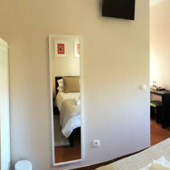 Отель The Capital Boutique B&B Номер Делюкс разные типы кроватей фото 14