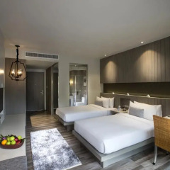 Hotel IKON Phuket 4* Улучшенный номер двуспальная кровать фото 8