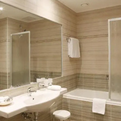 Отель Kolonada 4* Улучшенный номер с различными типами кроватей фото 4
