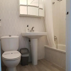 Отель Apartaments California ванная фото 2