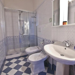 Отель Alfani Terrace Италия, Флоренция - отзывы, цены и фото номеров - забронировать отель Alfani Terrace онлайн ванная