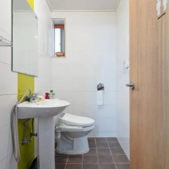 Cozzzy Guest House - Hostel Кровать в женском общем номере с двухъярусной кроватью