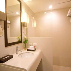 Ambassador Bangkok Hotel 4* Номер Делюкс фото 4