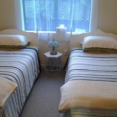 Отель Abundante B&B on 8 Marlowe комната для гостей