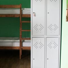 Crazy Dog Hostel Кровать в общем номере с двухъярусной кроватью фото 6