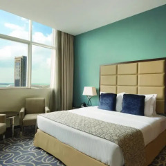 Отель Ramada Corniche 4* Номер Делюкс фото 2