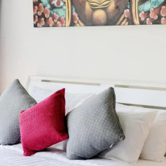 Отель The Chic Condo удобства в номере