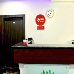 Отель OYO Rooms Railway Station Raipur интерьер отеля
