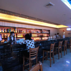 Guangzhou BoYi Hotel питание