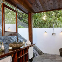 Отель The Remote Resort, Fiji Islands 4* Вилла с различными типами кроватей фото 5