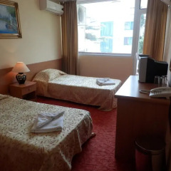 Hotel Ahilea комната для гостей