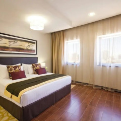 Movenpick Hotel Apartments Al Mamzar Dubai 5* Улучшенный номер с различными типами кроватей фото 5