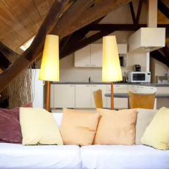 Отель Guesthouse Maison de la Rose 3* Стандартный семейный номер с различными типами кроватей фото 8