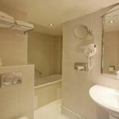 Hotel Queen Mary Paris 3* Стандартный номер с двуспальной кроватью