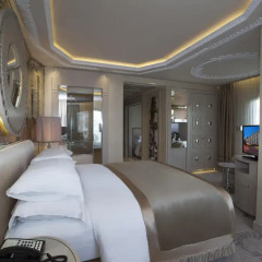 Отель Wyndham Grand Istanbul Kalamis Marina 5* Стандартный семейный номер с двуспальной кроватью фото 3