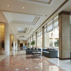 Апартаменты Hurghada Suites & Apartments Serviced by Marriott интерьер отеля