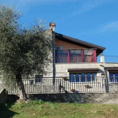 Отель B&B Antico Borgo Манерба-дель-Гарда фото 3