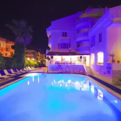 Отель Angel's Suites Marmaris бассейн