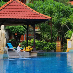 Отель Adi Dharma Hotel Индонезия, Бали - 2 отзыва об отеле, цены и фото номеров - забронировать отель Adi Dharma Hotel онлайн бассейн
