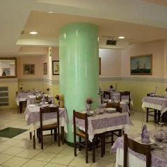Hotel Monica Кьянчиано Терме питание