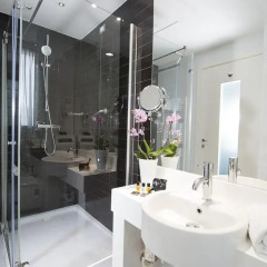 CDH Hotel Milano Niguarda ванная