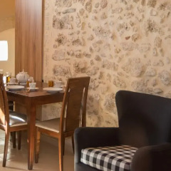 Отель Porto Enetiko Suites в номере фото 2