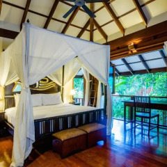 Отель Koh Jum Beach Villas 4* Вилла с различными типами кроватей