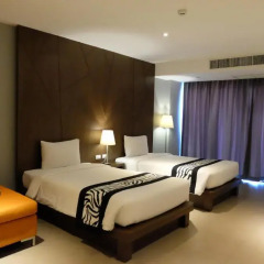 Season Five Hotel 4* Улучшенный номер с 2 отдельными кроватями фото 3