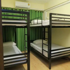 Red Lips Hostel Кровать в женском общем номере фото 4