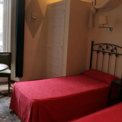Отель Hostal Center Inn 2* Стандартный номер фото 45