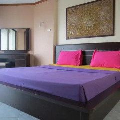 Апартаменты View Talay 2 Suite Apartments Паттайя комната для гостей фото 3
