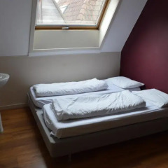 St Christophers Inn Hostel at The Bauhaus Номер с общей ванной комнатой с различными типами кроватей (общая ванная комната) фото 3