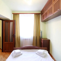 Апартаменты Kentron Apartment at Tumanyan комната для гостей фото 2