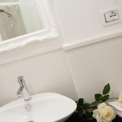 Отель B&B Guicciardini 24 Стандартный номер с различными типами кроватей фото 3