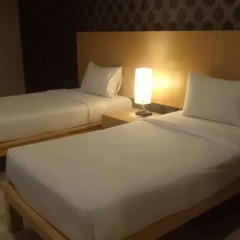 Отель Jomtien Plaza Residence 3* Номер Делюкс с различными типами кроватей фото 14